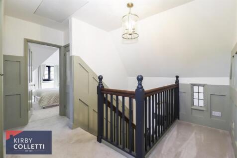 SECOND FLOOR LANDING