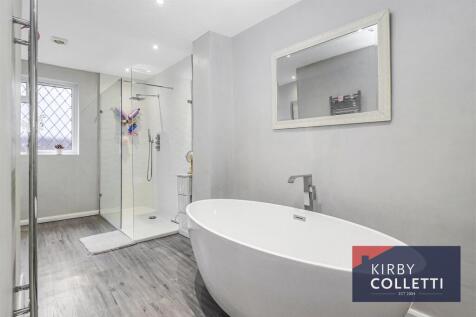 Ground Floor Bath/Shower Room