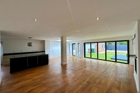 Kitchen/Dining/Family Room