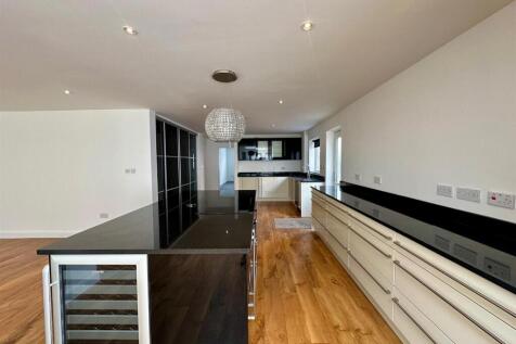 Kitchen/Dining/Family Room