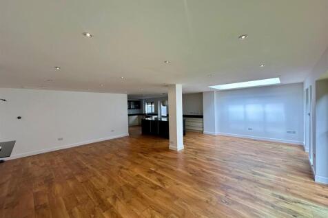 Kitchen/Dining/Family Room