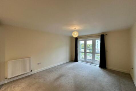 Open Plan Lounge/Dining Room