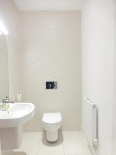 Cloakroom/wc