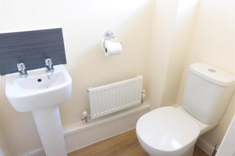 Cloakroom/wc