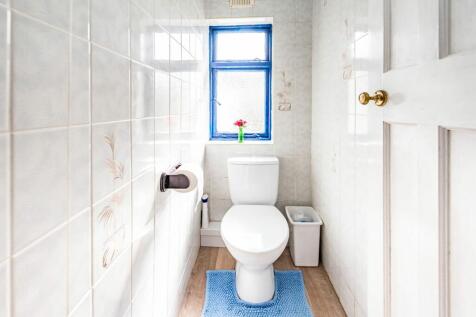 BEDROOMS &amp; BATHROOM