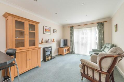 Sitting room and kitchen