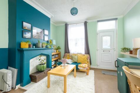 SITTING ROOM AND KITCHEN