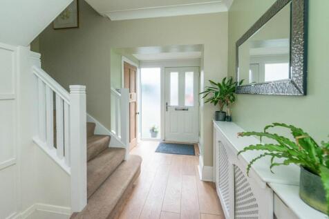 ENTRANCE HALLWAY AND STAIRWAY