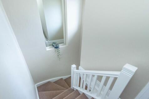 ENTRANCE HALLWAY AND STAIRWAY