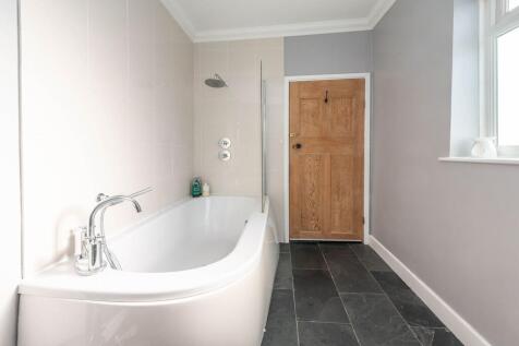 BEDROOMS &amp; BATHROOMS