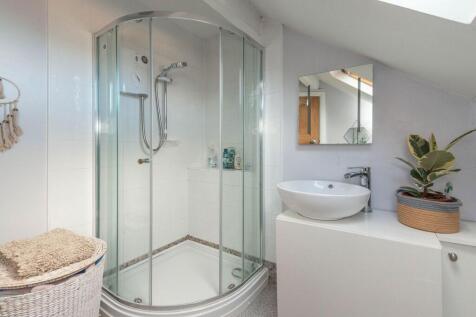 BEDROOMS &amp; BATHROOMS