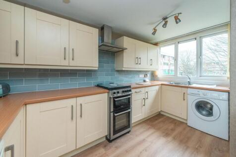 KITCHEN, LIVING ROOM AND DINER