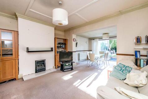 SITTING ROOM DINING ROOM AND KITCHEN