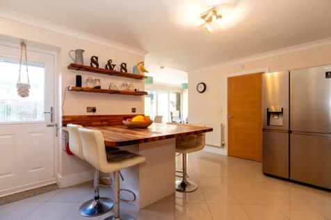 KITCHEN LIVING ROOM AND DINER