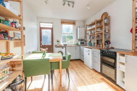 KITCHEN DINER AND LIVING ROOM