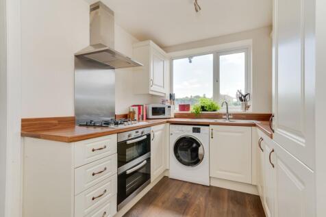 KITCHEN, DINER AND LIVING ROOM