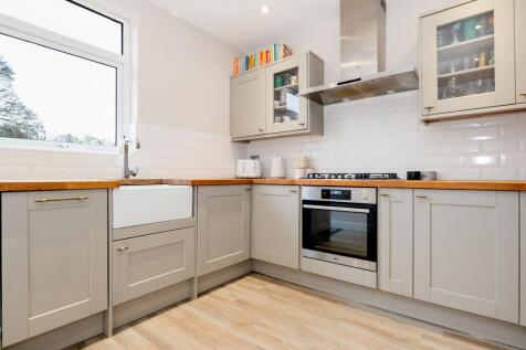 KITCHEN AND LIVING ROOM/DINING ROOM