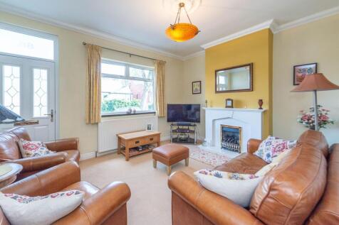 KITCHEN,DINER AND LIVING ROOM