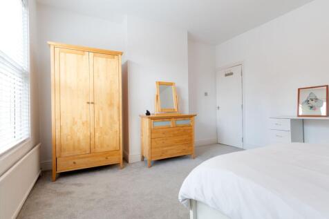 BEDROOMS AND BATHROOMS