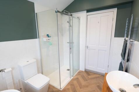 BEDROOMS AND BATHROOMS