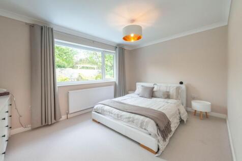 BEDROOMS AND BESPOKE BATHROOM
