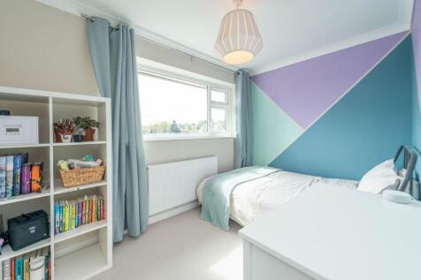 BEDROOMS AND BESPOKE BATHROOM