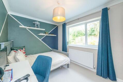 BEDROOMS AND BESPOKE BATHROOM