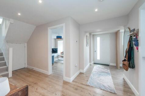ENTRANCE HALLWAY AND LANDING