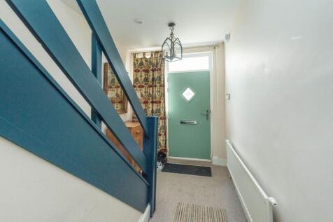 ENTRANCE HALLWAY AND LANDING