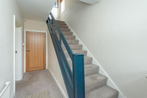 ENTRANCE HALLWAY AND LANDING
