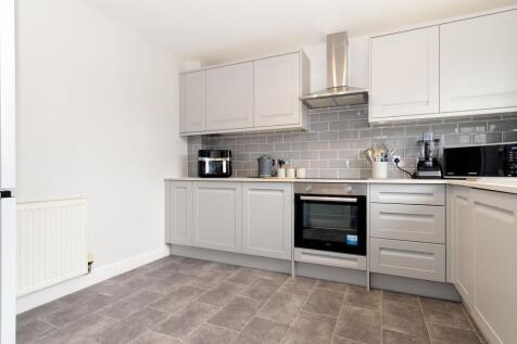LIVING ROOM, KITCHEN AND DINER