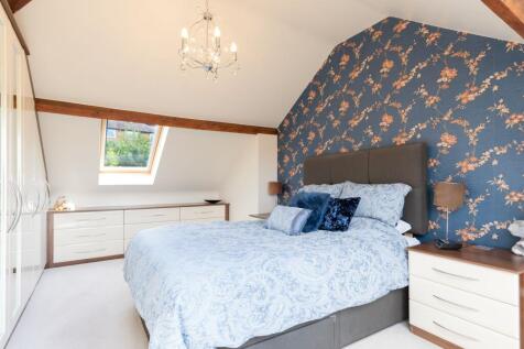 FOUR DOUBLE BEDROOMS PLUS OFFICE AND TWO BATHROOMS
