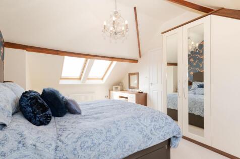 FOUR DOUBLE BEDROOMS PLUS OFFICE AND TWO BATHROOMS