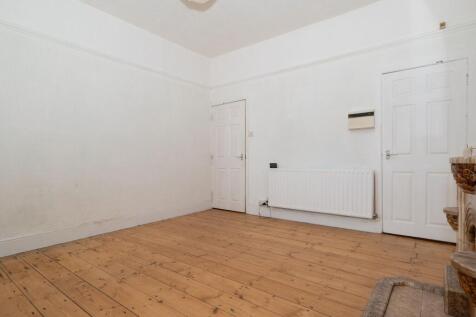 SITTING ROOM DINING ROOM AND KITCHEN