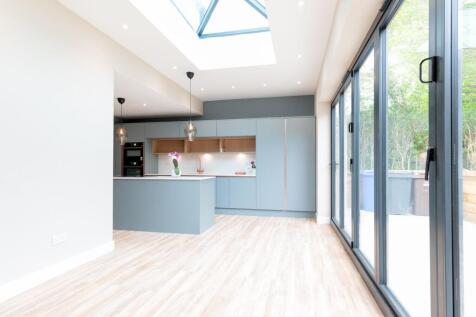 Stunning open plan extended dining kitchen