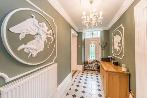 HALLWAY PORCH AND LANDING
