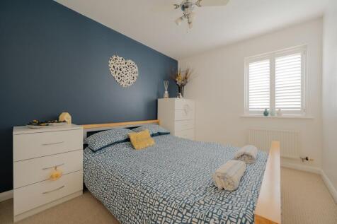 BEDROOMS AND BATHROOMS