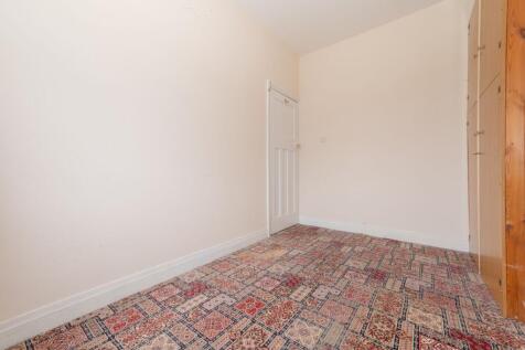 BEDROOMS AND UPSTAIRS WC