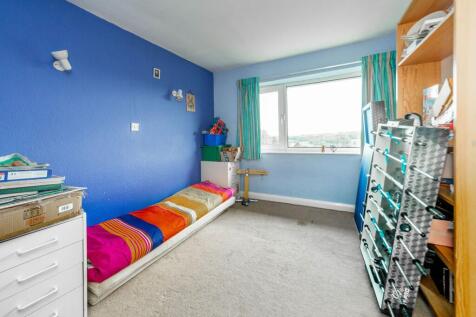 BEDROOMS ANS BATHROOMS
