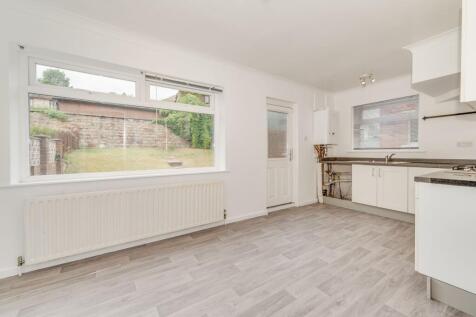 KITCHEN/DINER AND LIVING ROOM