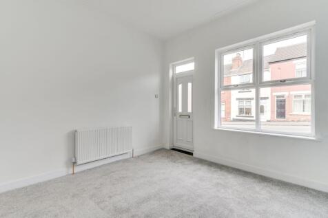 KITCHEN AND LOUNGE