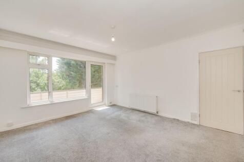 SITTING ROOM AND KITCHEN