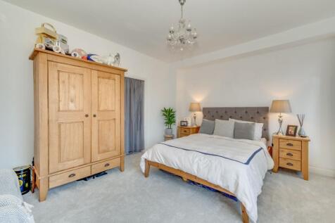 BEDROOMS AND BATHROOMS