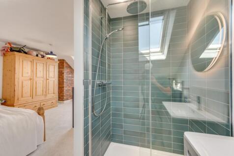 BEDROOMS AND BATHROOMS
