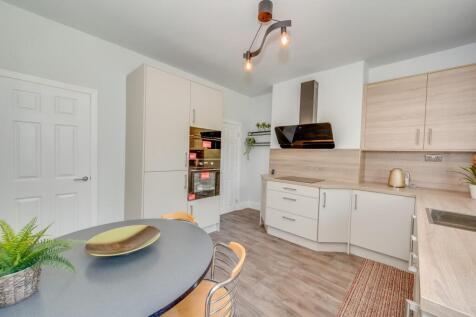 KITCHEN/DINER AND LIVING ROOM
