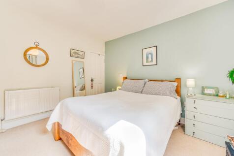 BEDROOMS AND BATHROOMS