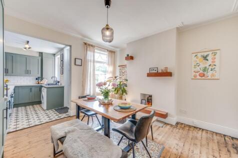 KITCHEN, LIVING ROOM AND DINING ROOM