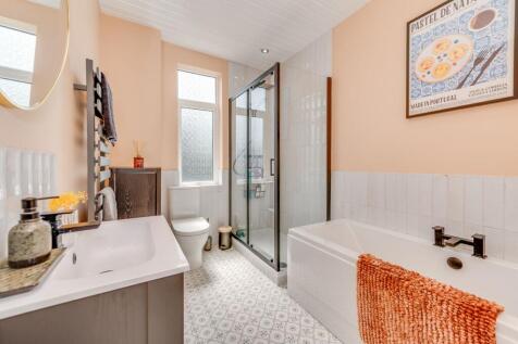 BEDROOMS AND BATHROOMS