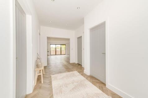 OPEN PLAN KITCHEN/DINER/LIVING ROOM