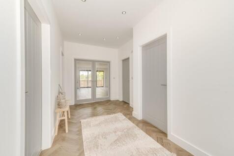 OPEN PLAN KITCHEN/DINER/LIVING ROOM